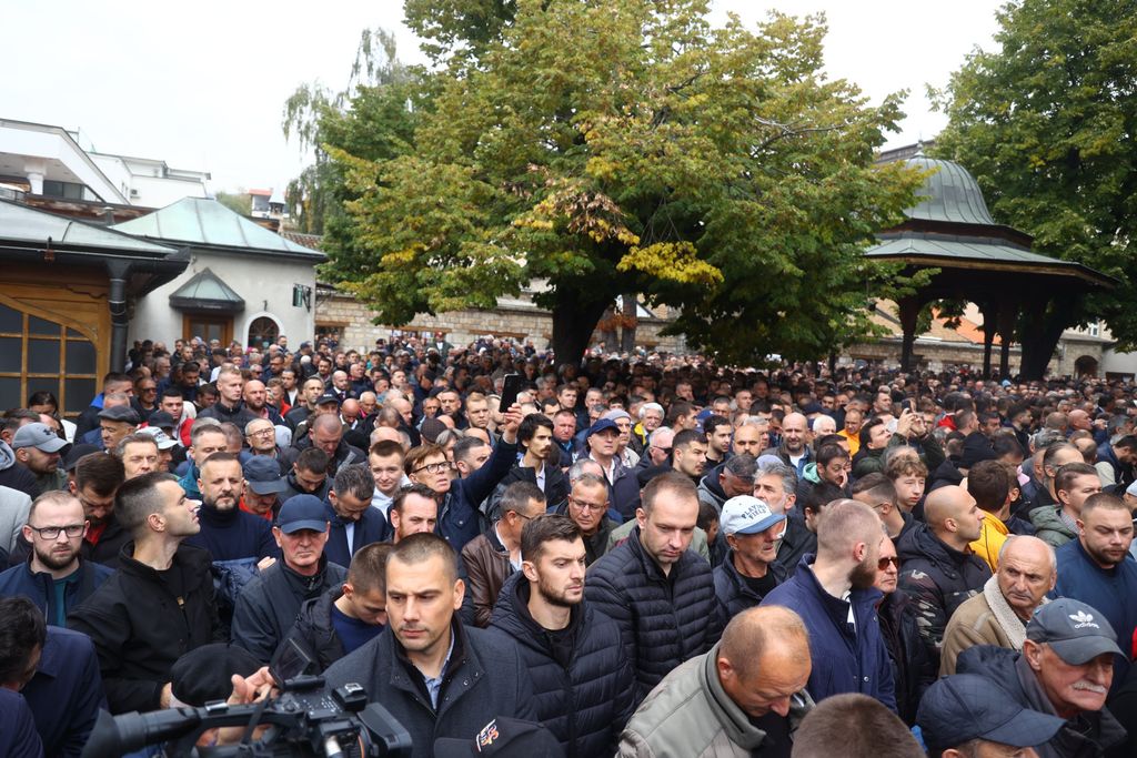 Dženaza Halida Bešlića - 1