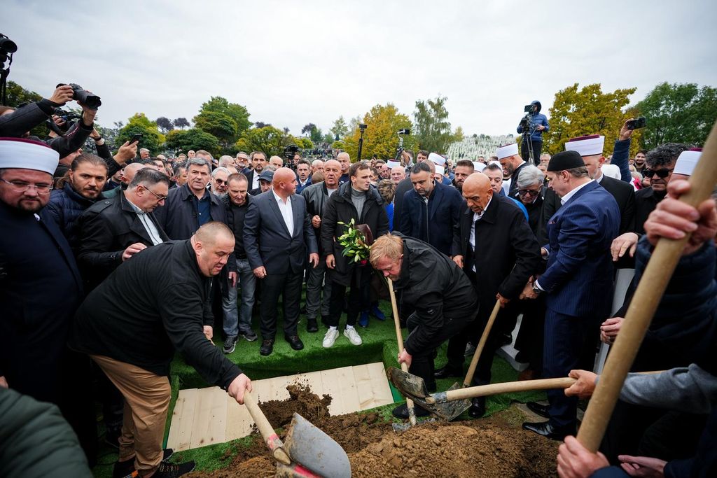 Pogreb Halida Bešlića - 2