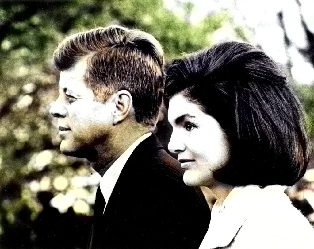 Jackie i John F. Kennedy - 1