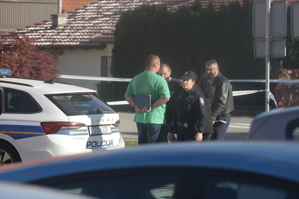 Policija ispred škole u Bedekovčini - 4