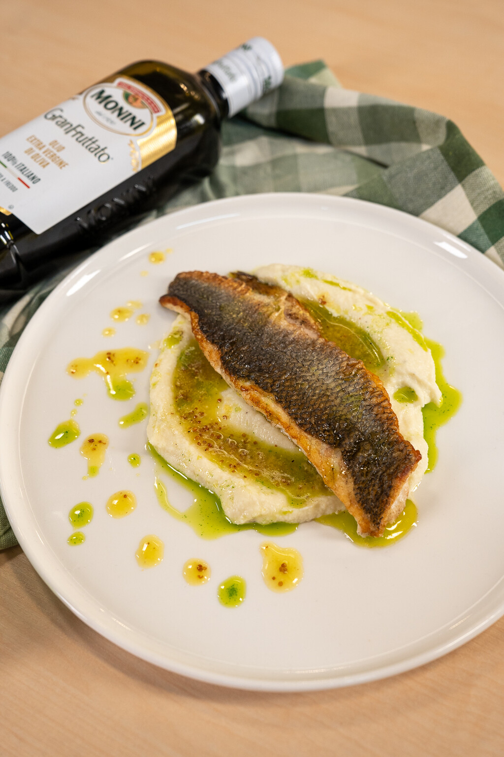 Eni Đorđević i njezin poelirani brancin s emulzijom od limuna i uljem od peršina - 2