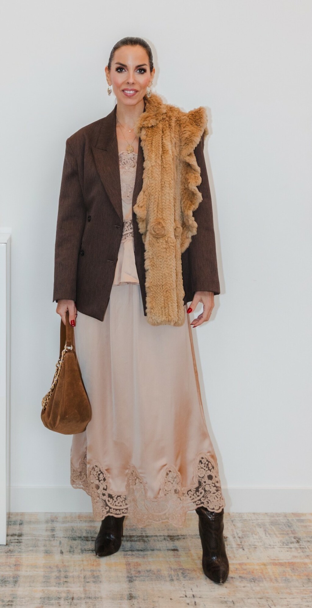 Olja Vori nosi nekoliko velikih jesenskih modnih trendova