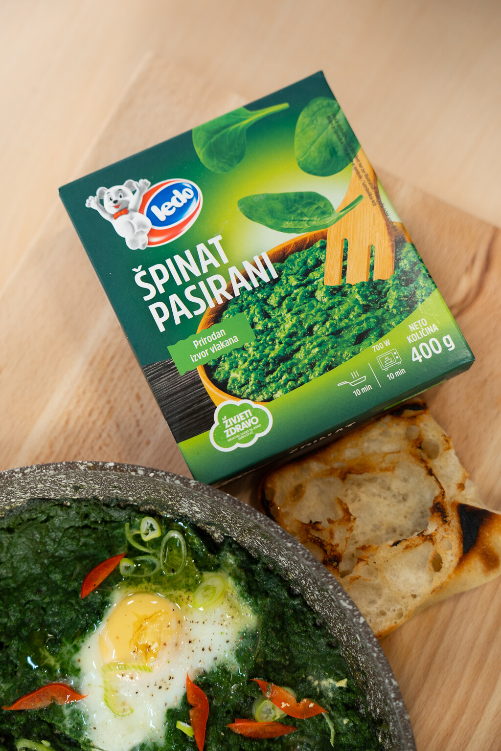 Špinatna shakshuka