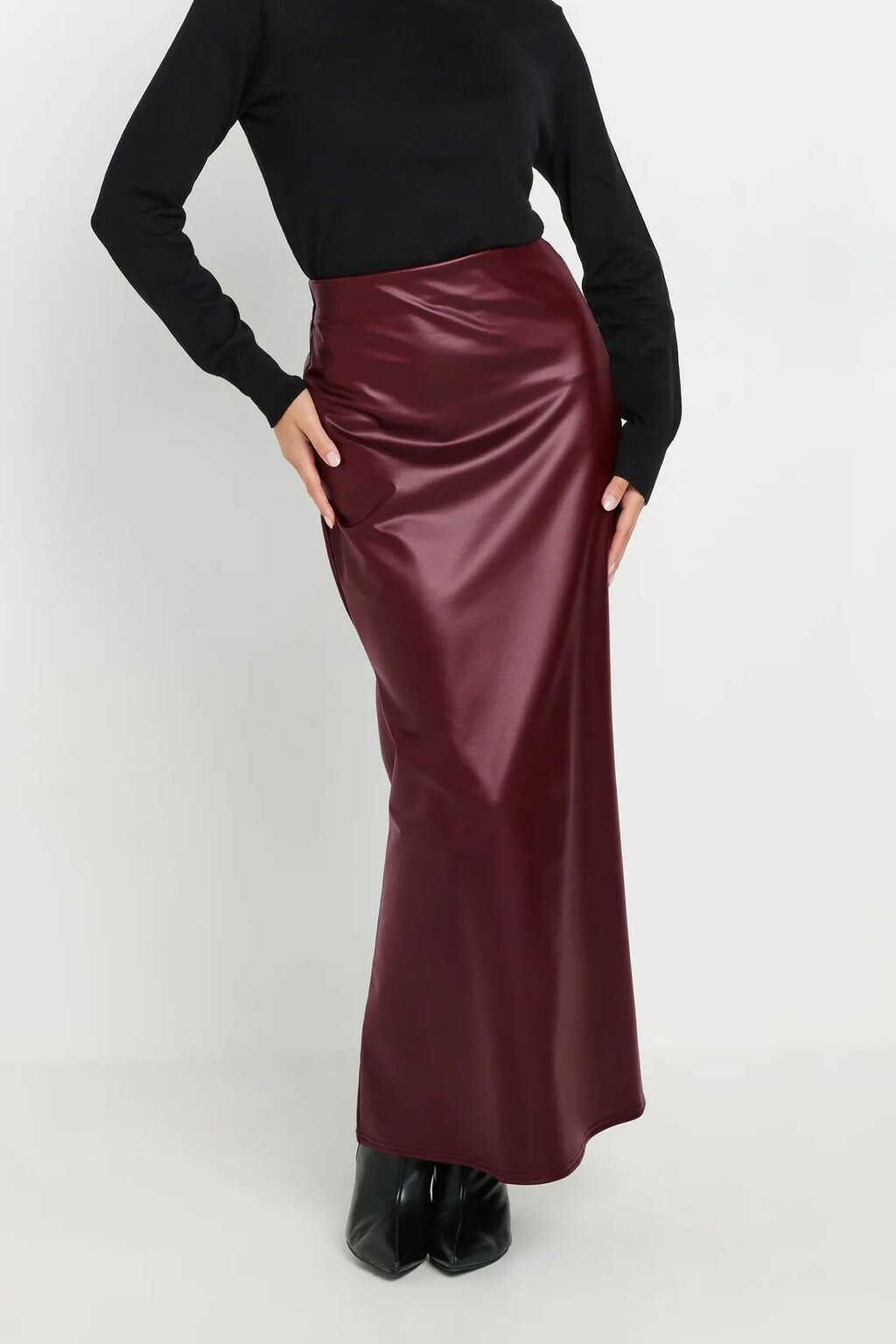 Boohoo suknja, 34,50 eura