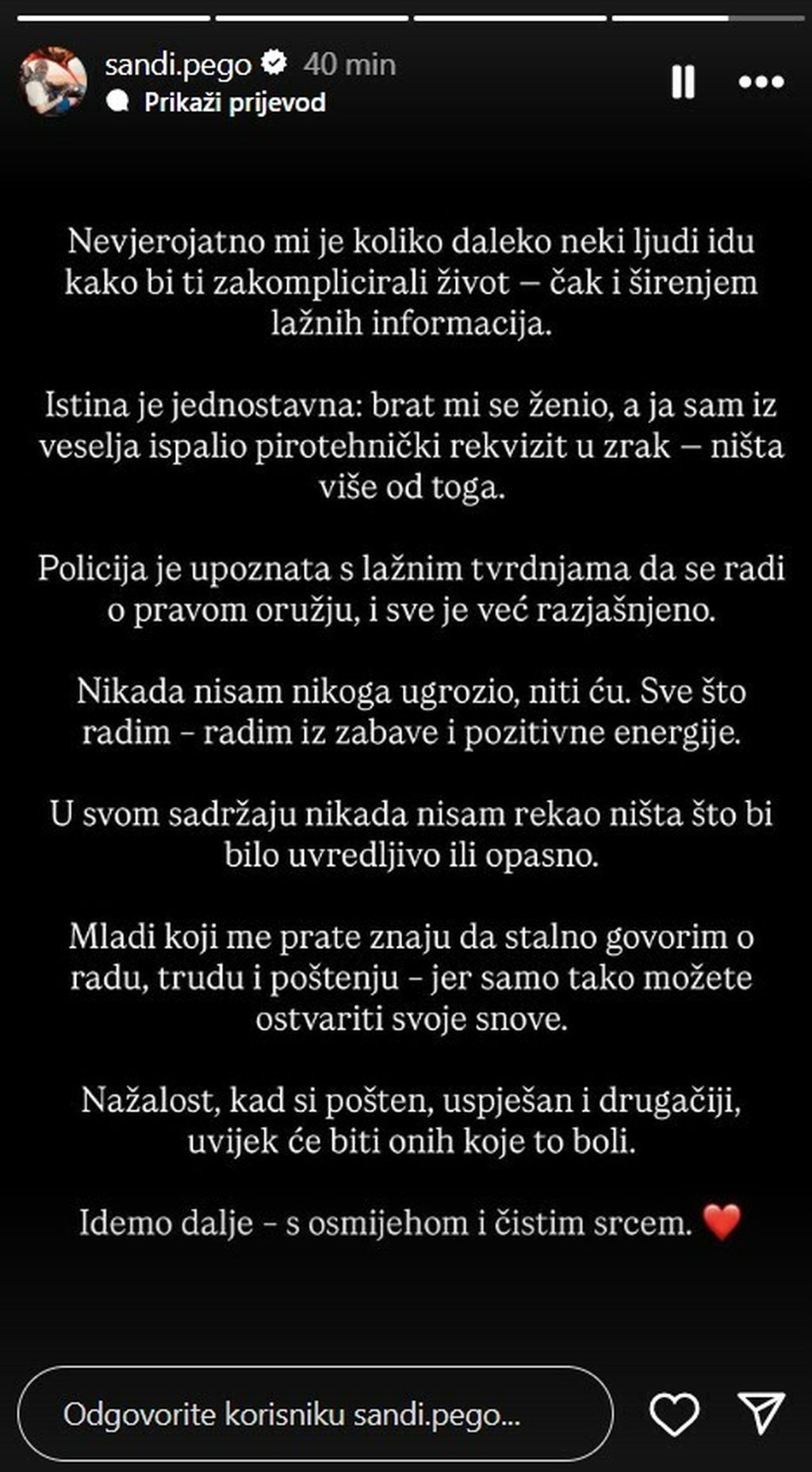 Sandi Pego na Instagramu