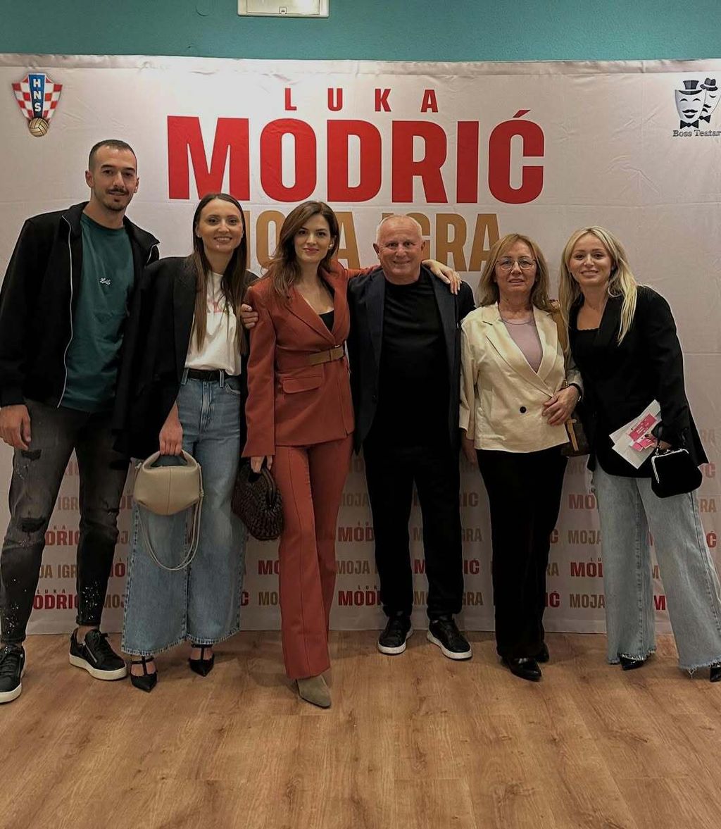Obitelj Modrić na predstavi ''Luka Modrić: Moja igra'' - 2