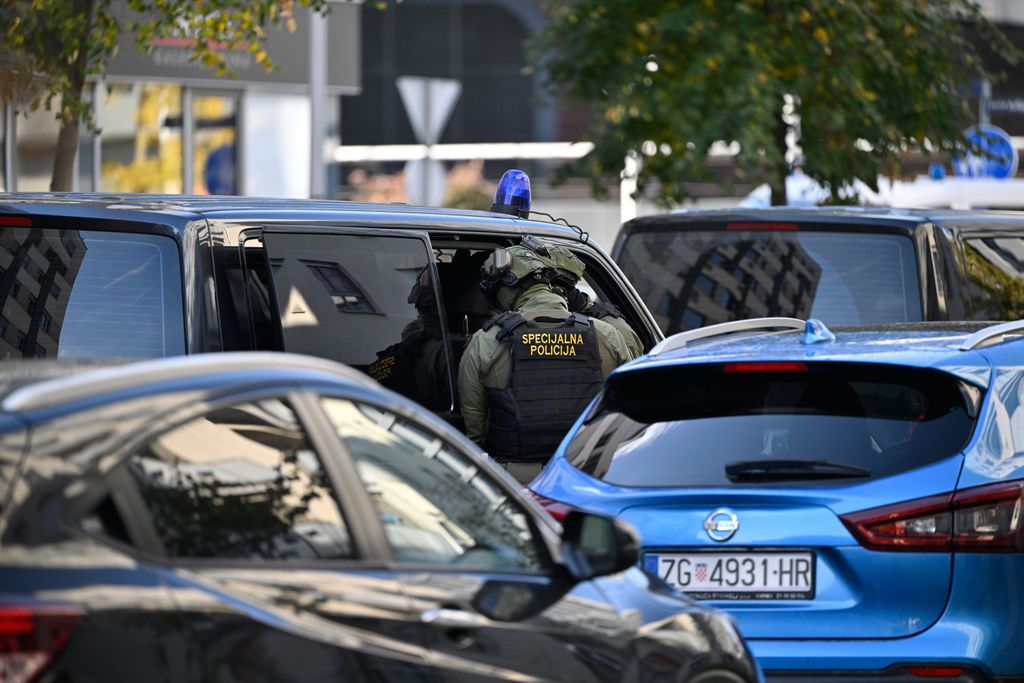 Pucnjava u Središću