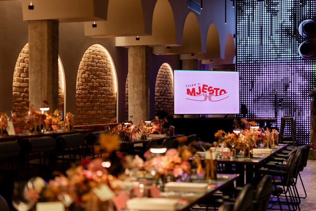 Niste sami u spomen mami