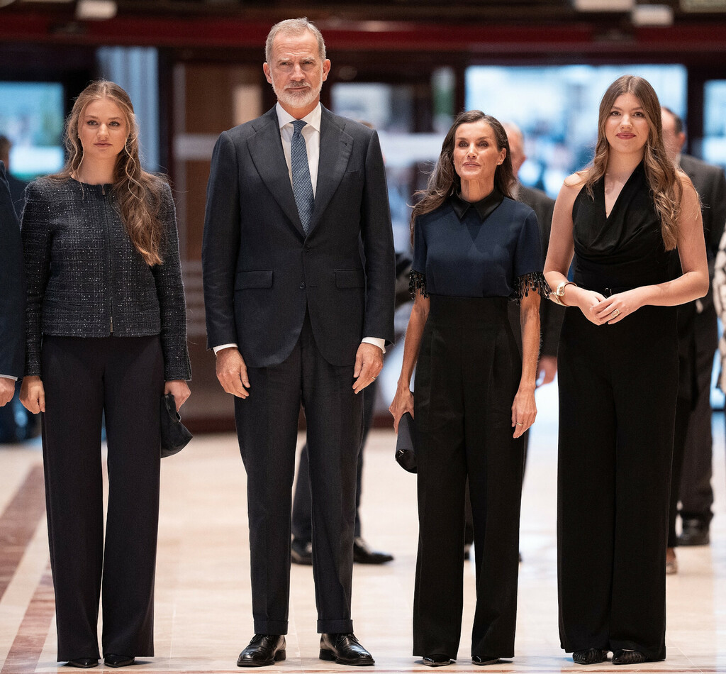 Kraljica Letizia s obitelji na XXXIII. koncertu povodom dodjele nagrade Princeze od Asturije