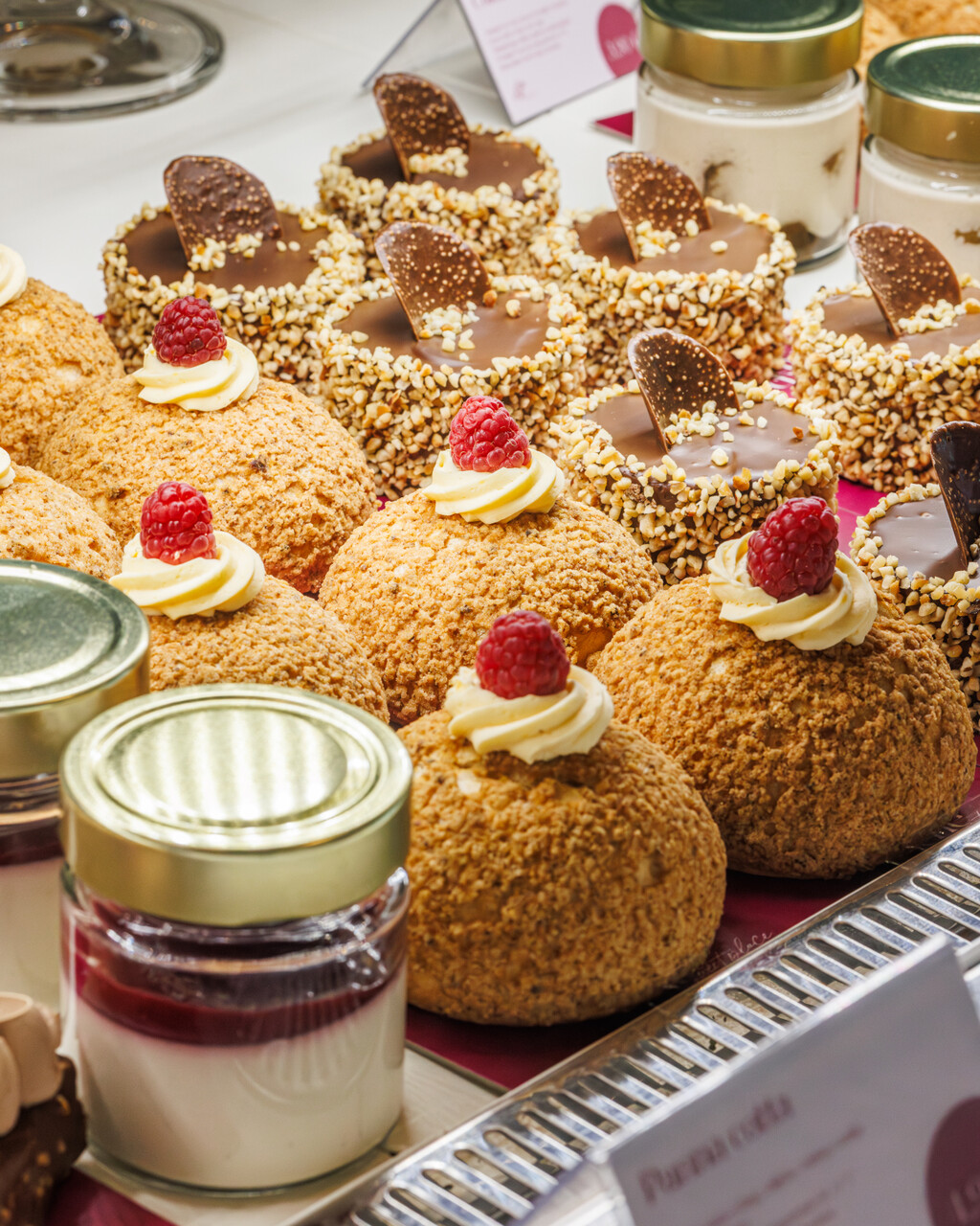 Slastičarnica Ché Ché Sweet Place u Osijeku očarava svojim prelijepim i šarmantnim uređenjem - 14