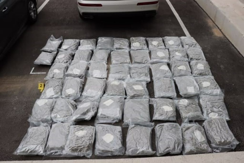 U automobilu i garaži 45-godišnjaka pronađena droga