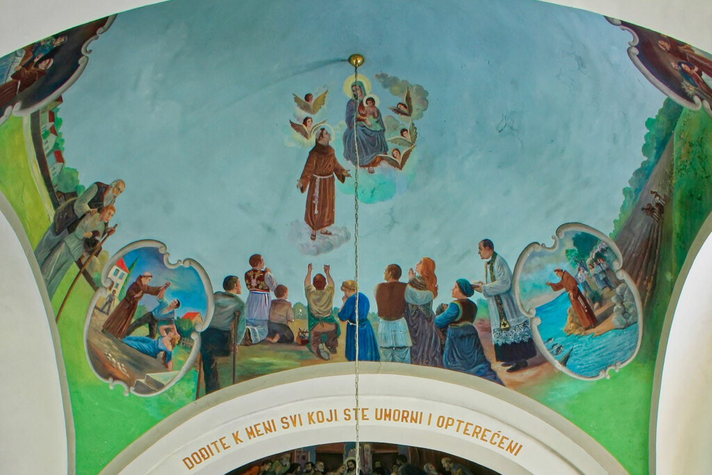 Crkva Sv. Barbare, Sladojevci