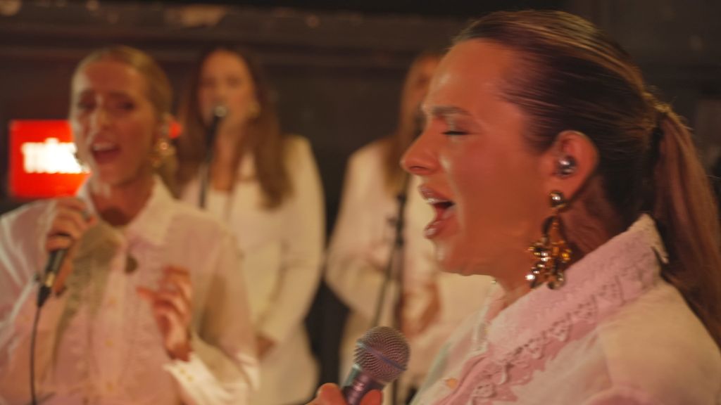 In Magazin: sestre Husar - 2