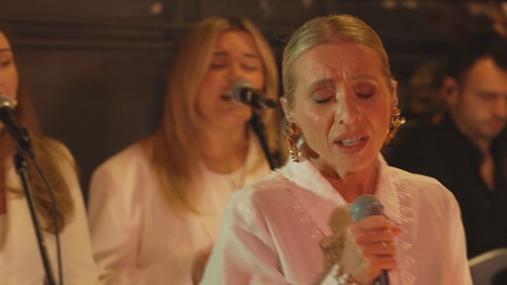 In Magazin: sestre Husar - 5