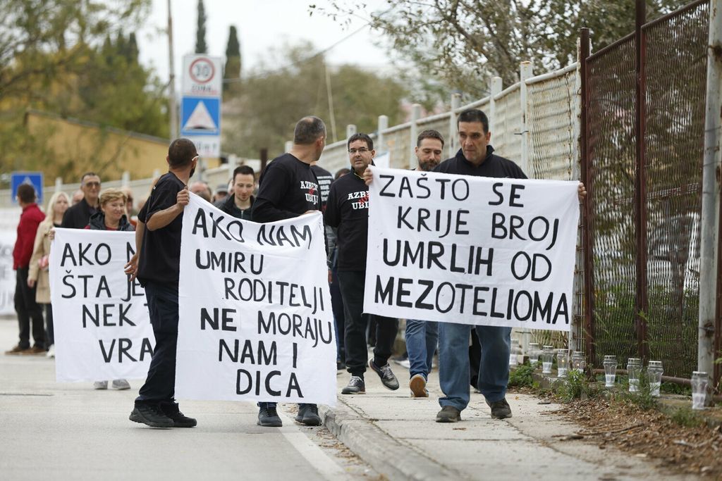 Prosvjed građana u Vranjicu zbog azbestnog otpada - 20