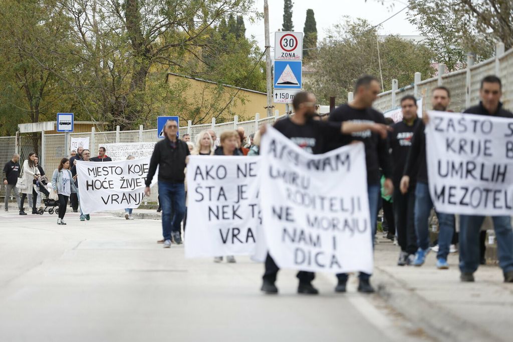 Prosvjed građana u Vranjicu zbog azbestnog otpada - 20