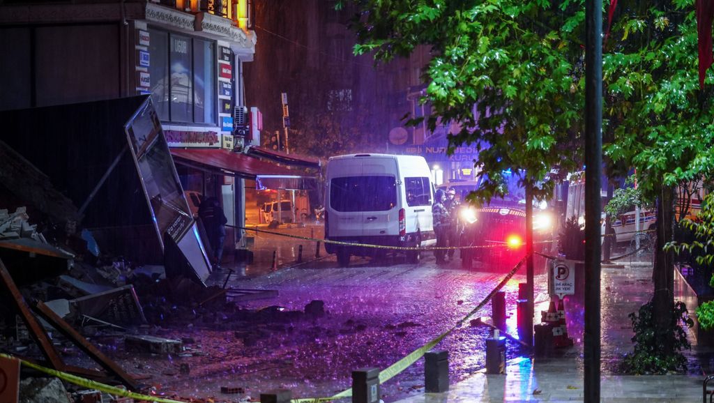 Zbog potresa u Turskoj urušile su se četiri zgrade - 2