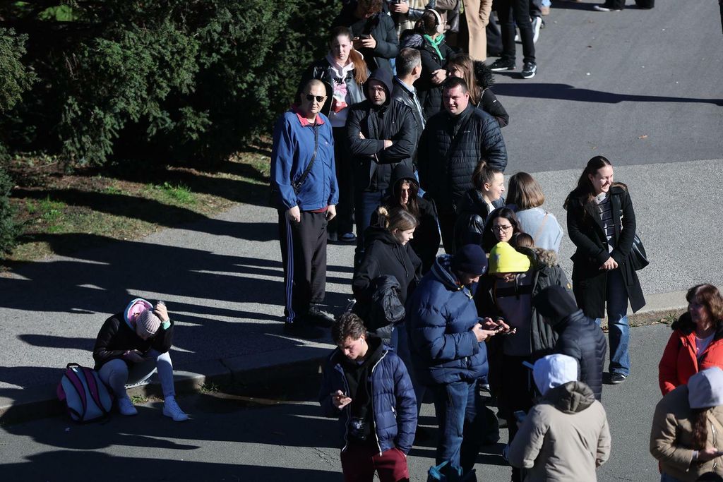 Red za balet ''Orašar'' ispred HNK - 2
