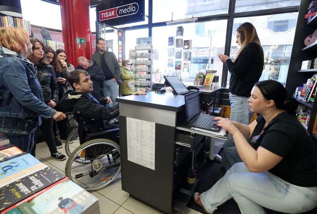 Prodaja ulaznica za Thompsonov koncert - 4