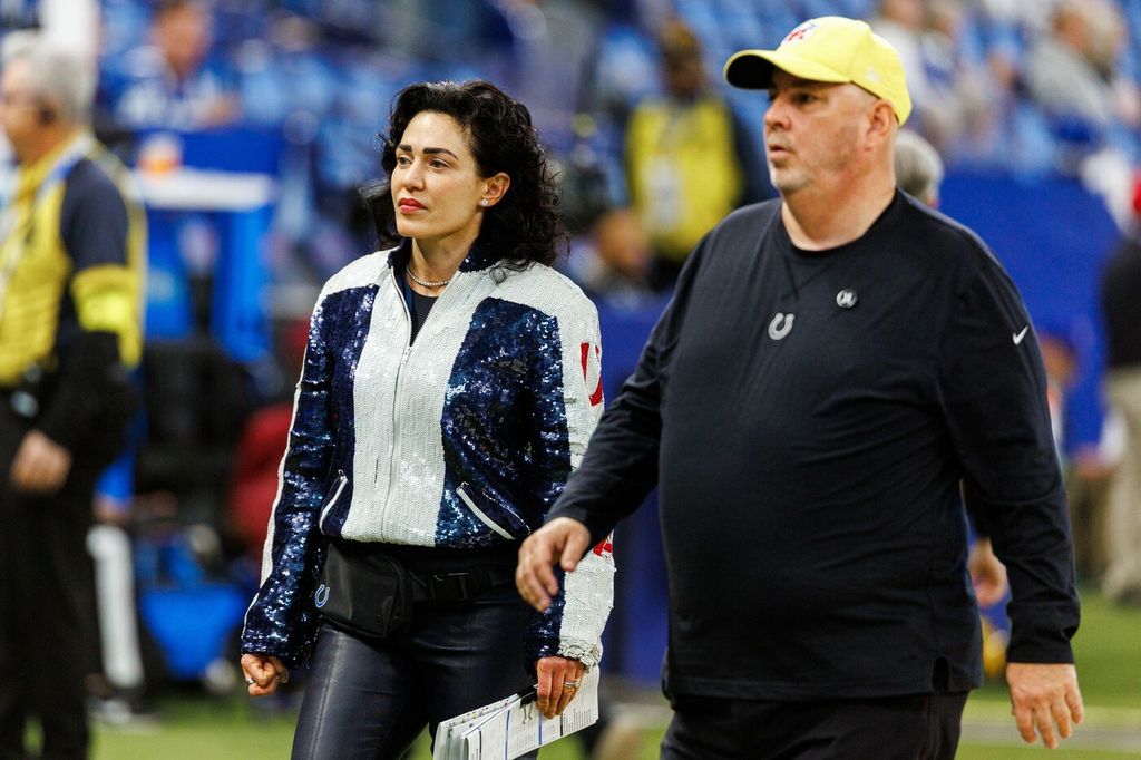 Carlie Irsay-Gordon - 7