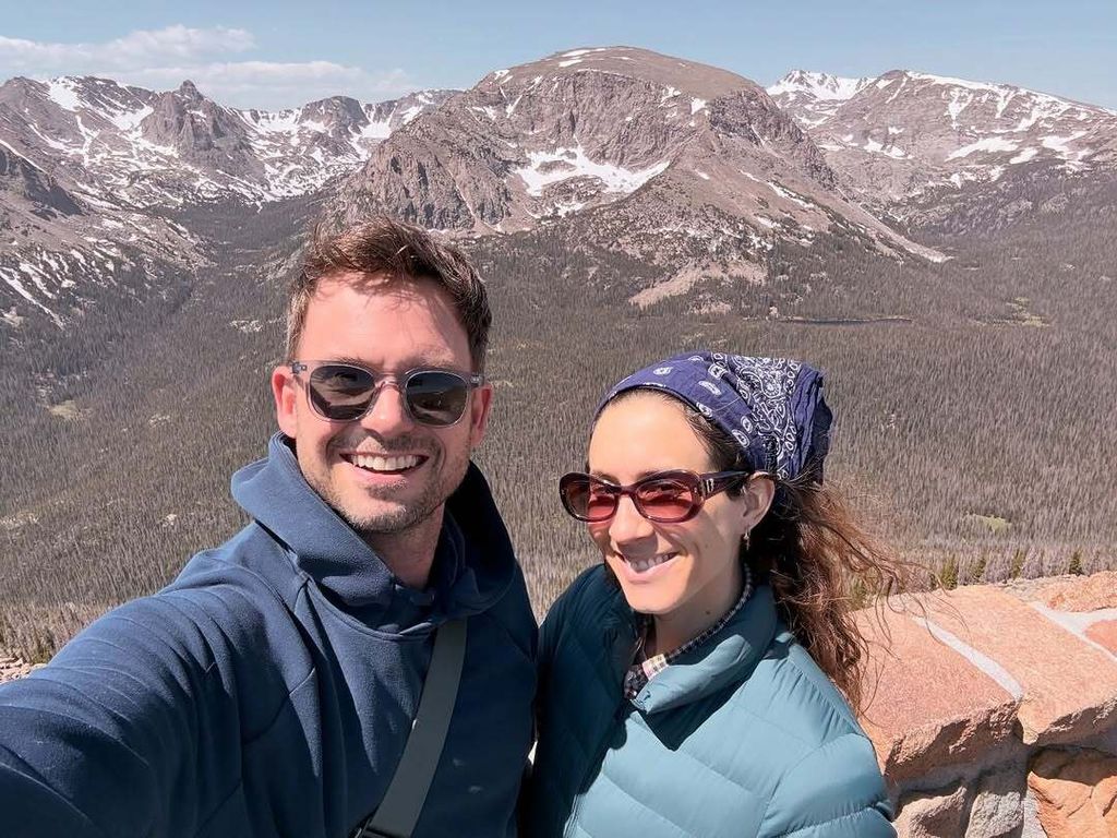 Patrick J. Adams, Troian Bellisario