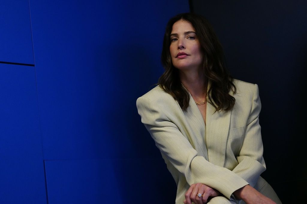 Cobie Smulders - 3