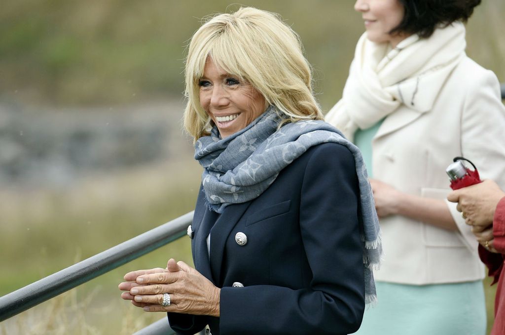 Brigitte Macron u obući u kojoj se prve dame jako rijetko viđa - 3