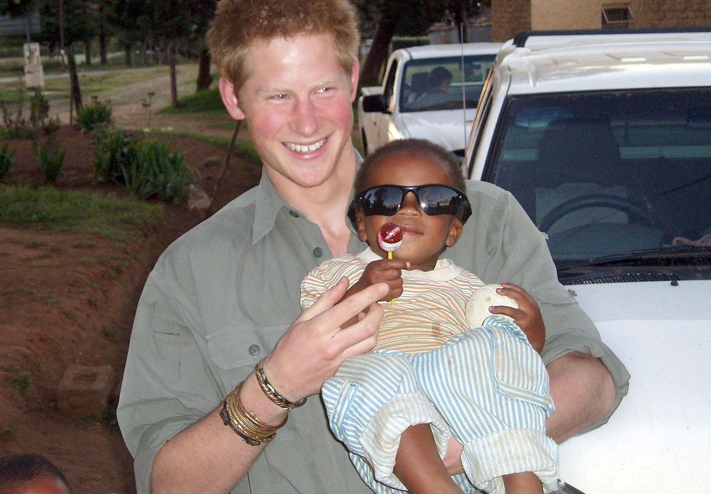 Princ Harry u Africi 2005. godine