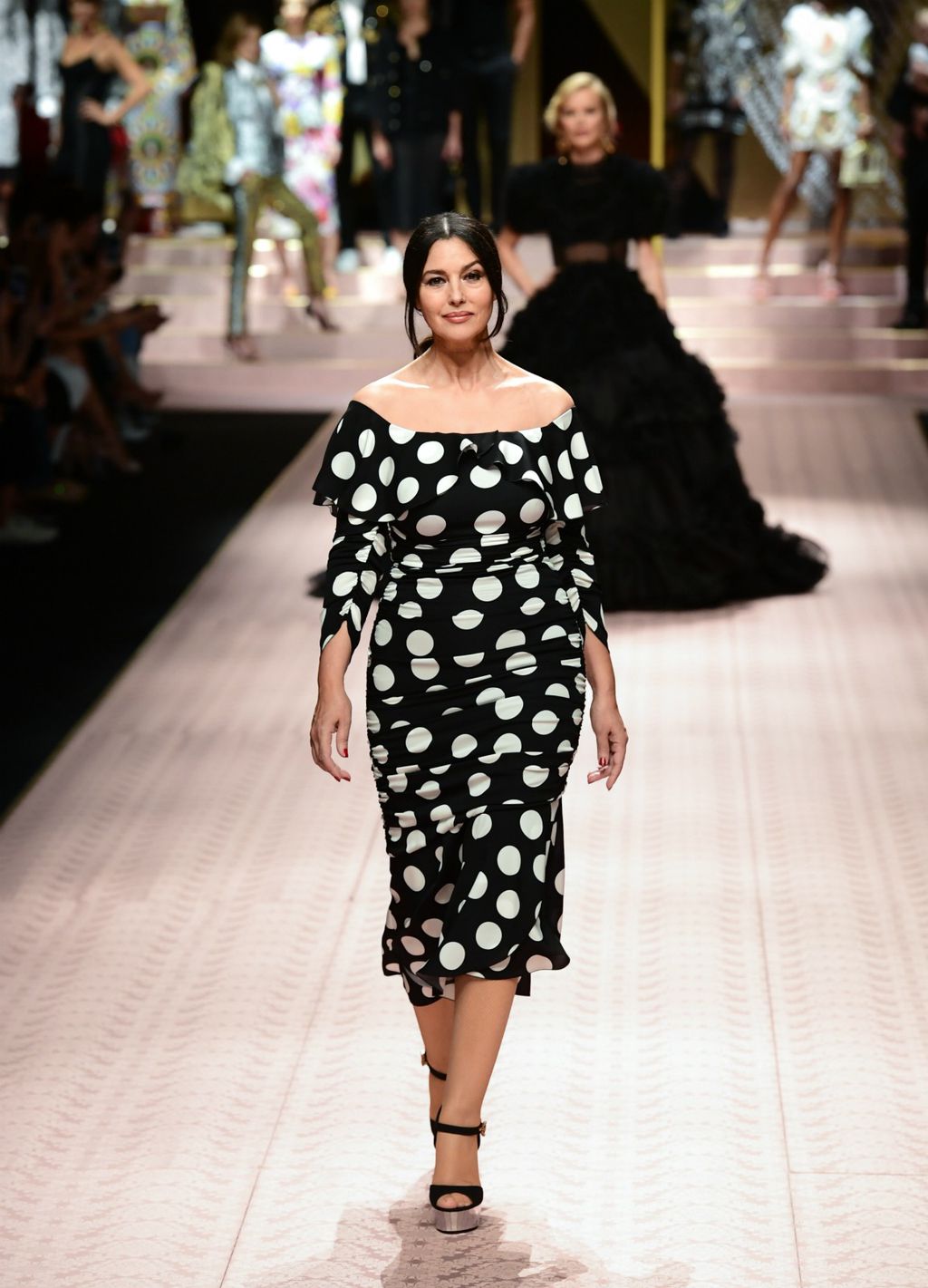 Monica u haljini iz kolekcije za proljeće/ljeto 2019.