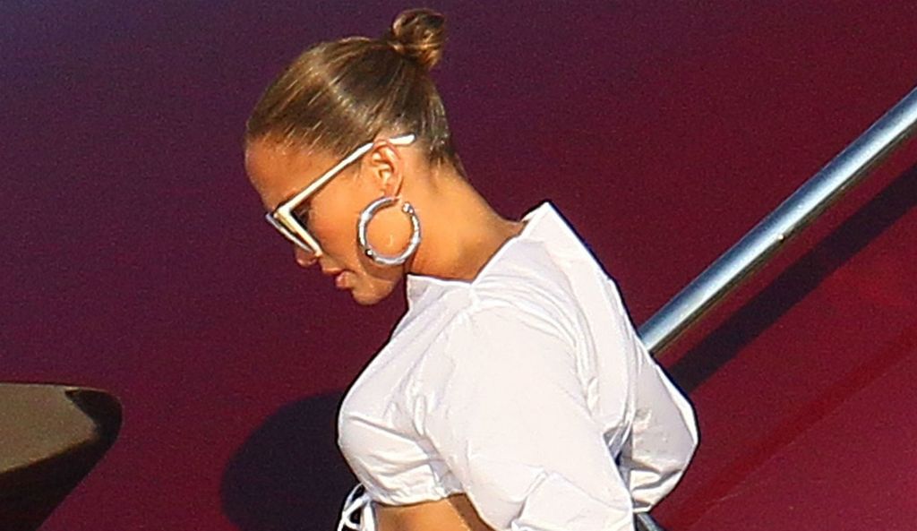 Jennifer Lopez u St. Tropezu u odvažnoj kombinaciji