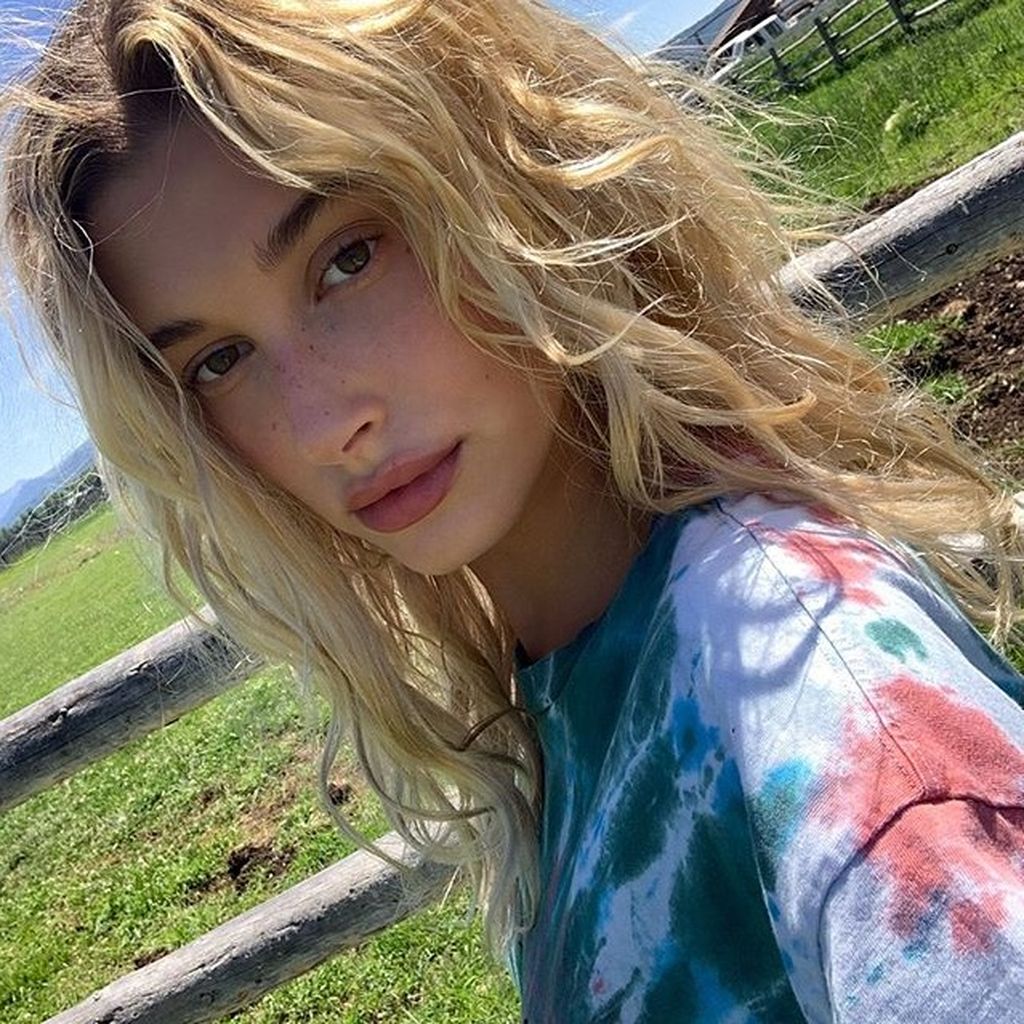 Hailey Bieber (Foto: Instagram)