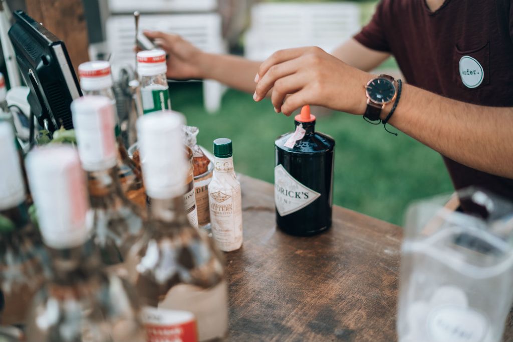 Džin-tonik kofer. bara na Zagreb Burger Festivalu - 3