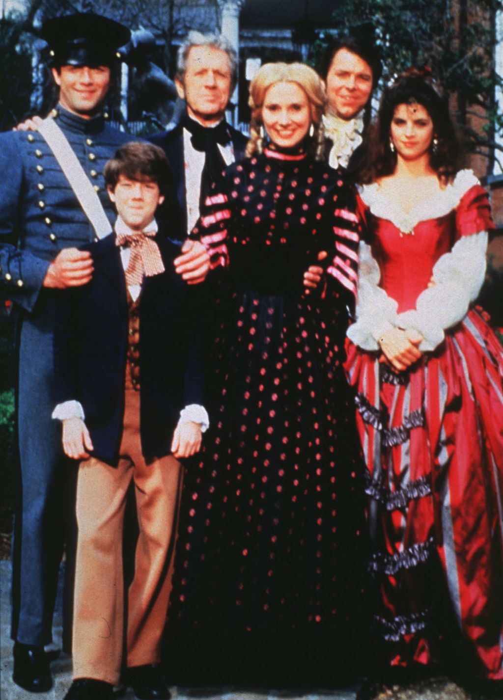 Kako danas izgledaju junakinje i junaci epske serije 'Sjever i jug' - 5