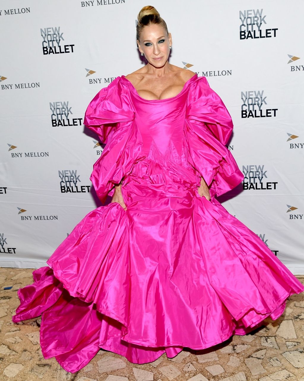 Sarah Jessica Parker u dramatičnoj haljini Zaca Posena