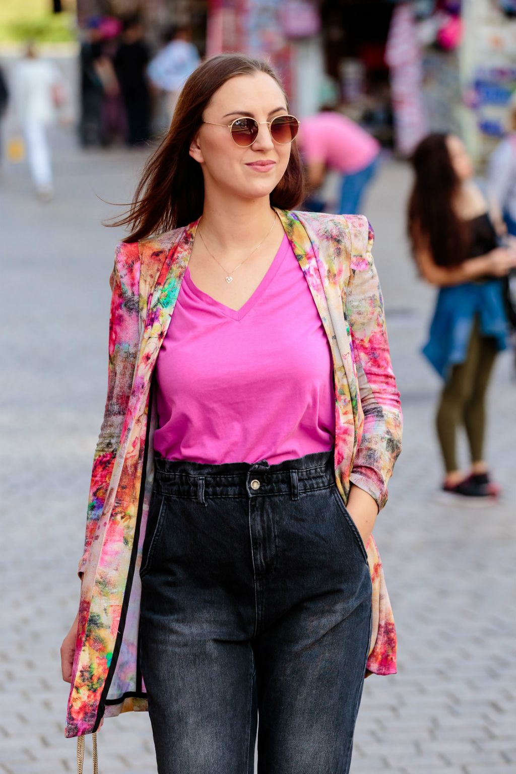 Ljepotica iz Zagreba u trapericama visokog struka