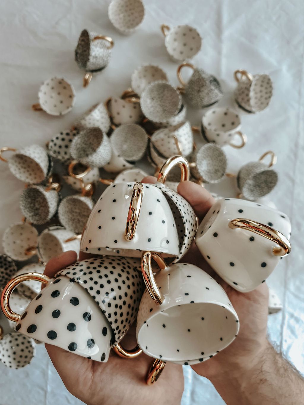 Chia šalice izrađuje svestrana umjetnica Filipa Sorko - 1