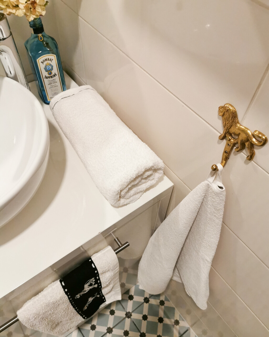 Savršeno uređena kupaonica od nepuna tri kvadrata