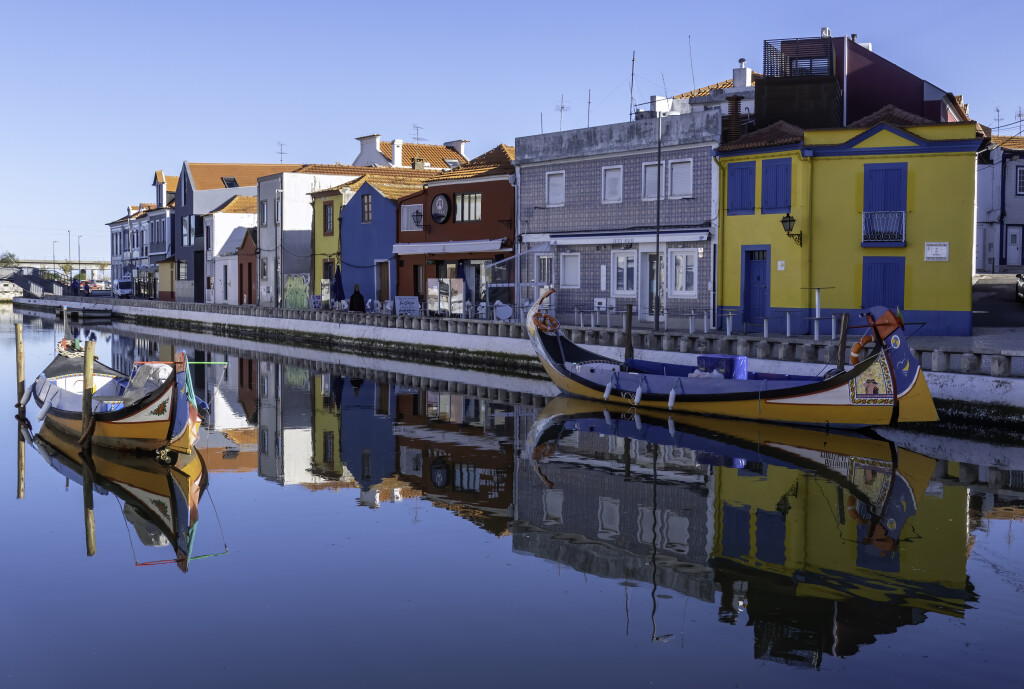 Aveiro je sagrađen na kanalu pa ga zovu portugalskom Venecijom