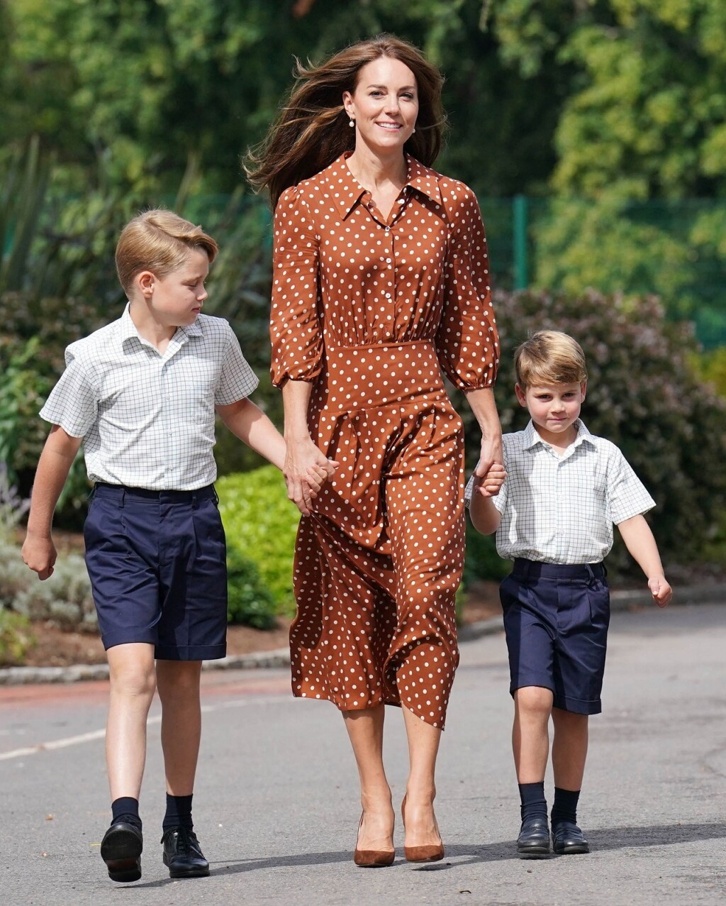 Princ George i Louis te princeza Charlotte za prvi dan škole - 1