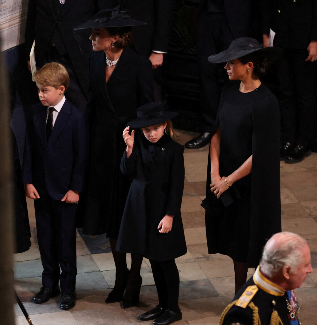 Meghan Markle na pogrebu kraljice Elizabete II. - 2