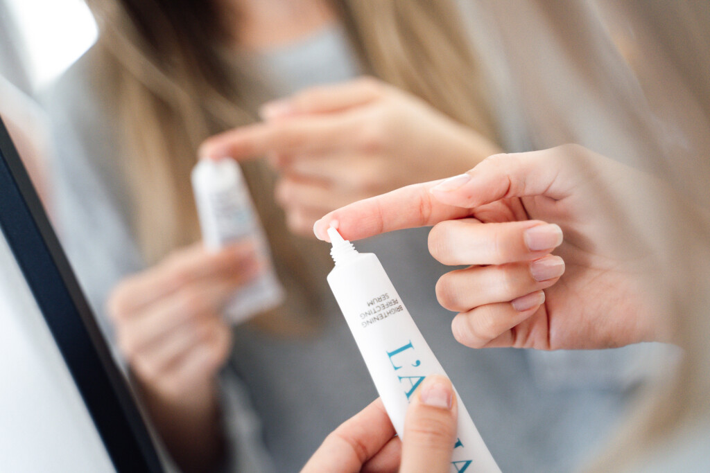 L'ADRIA Brightening perfecting serum