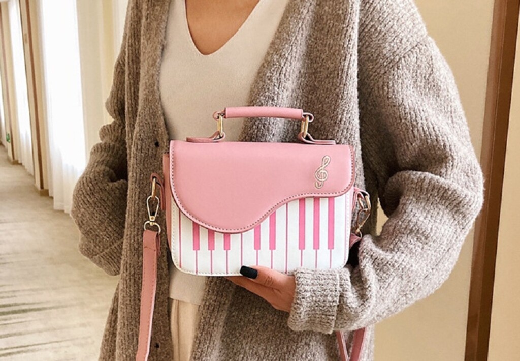 Torbica u obliku klavijature s AliExpressa