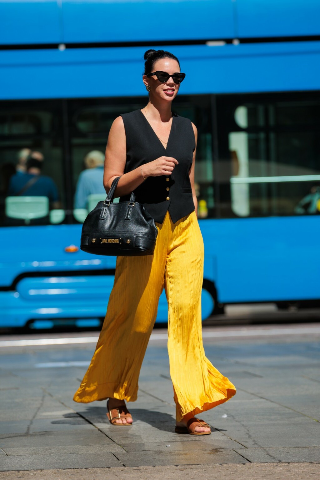 Zagrebačko street style izdanje u žutim hlačama