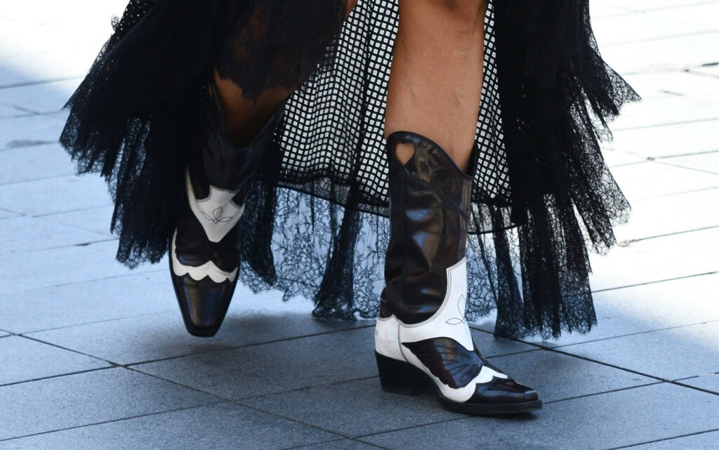 Olja Vori nosi kaubojke danskog brenda Ganni