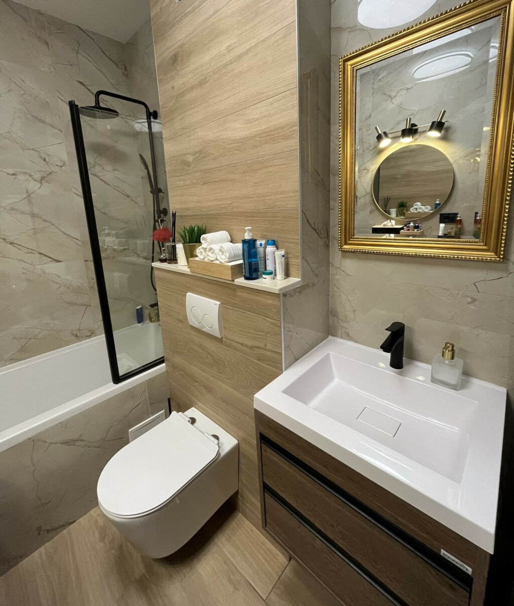 Stan u Španskom s glamuroznom kupaonicom - 14