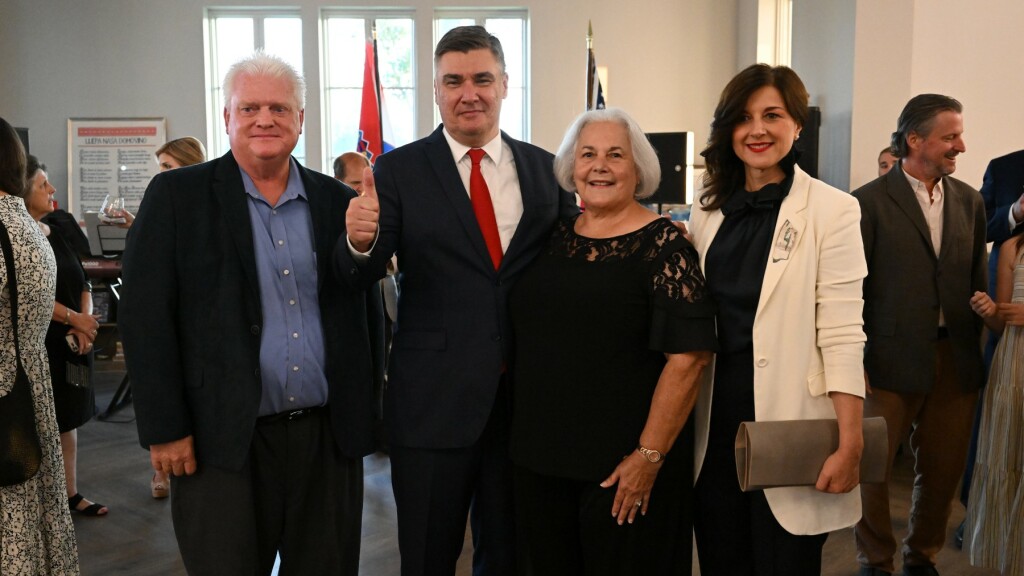 Elegantno izdanje Sanje Musić Milanović - 2