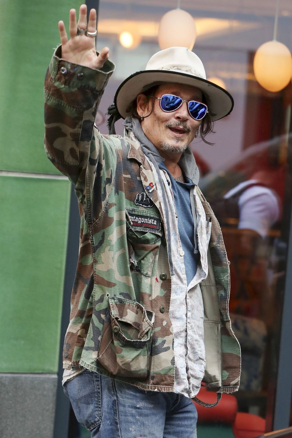 Johnny Depp - 1