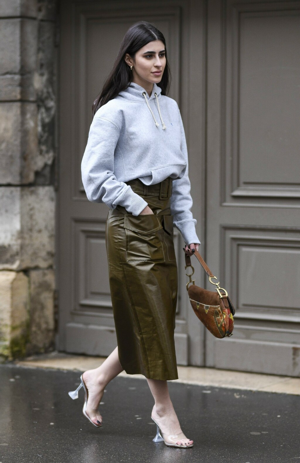 Suknja od glatke kože