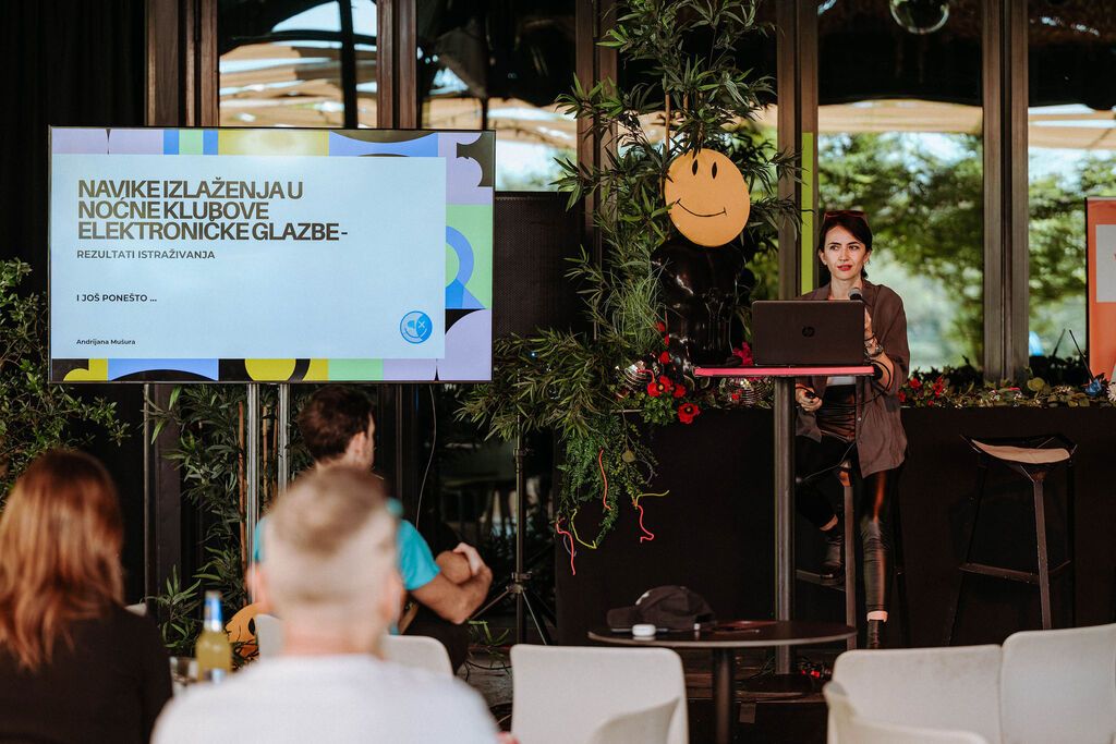 Antonio Žuža, Luka Korlaet