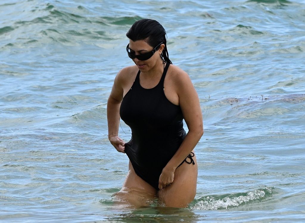 Kourtney Kardashian - 5